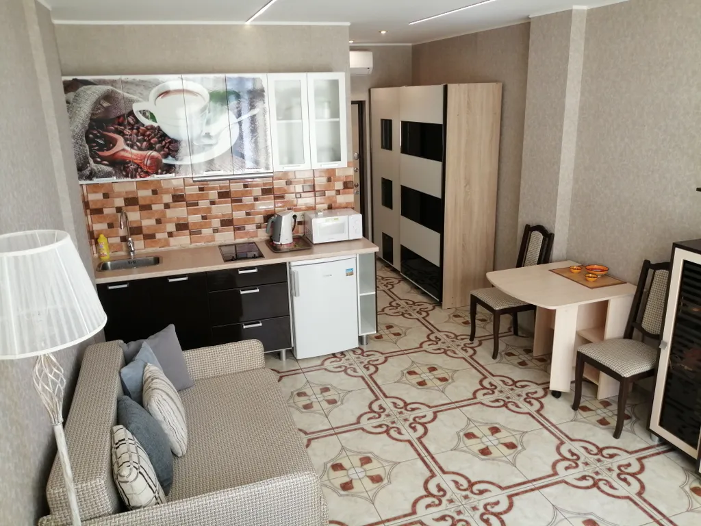 Студия с видом на море