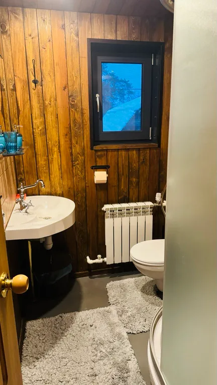 Коттедж Коттедж Гараж — Луга