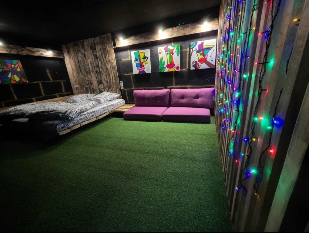 Дом с баней на берегу