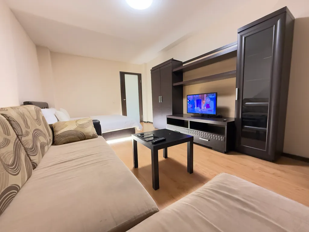 Тут хорошо на Щорса