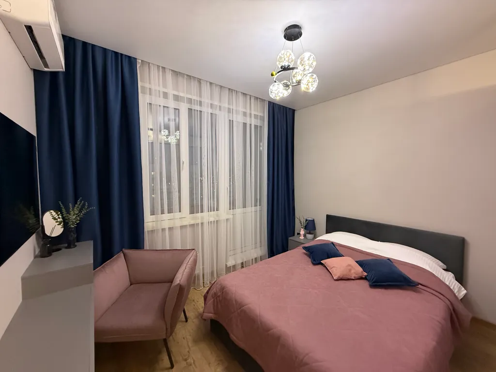 Дизайнерская квартира на берегу реки в ЖК Белые росы в Красноярске