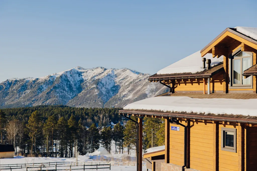 Коттедж Комфортный современный дом в горах Алтая ждет вас. — Озёрное