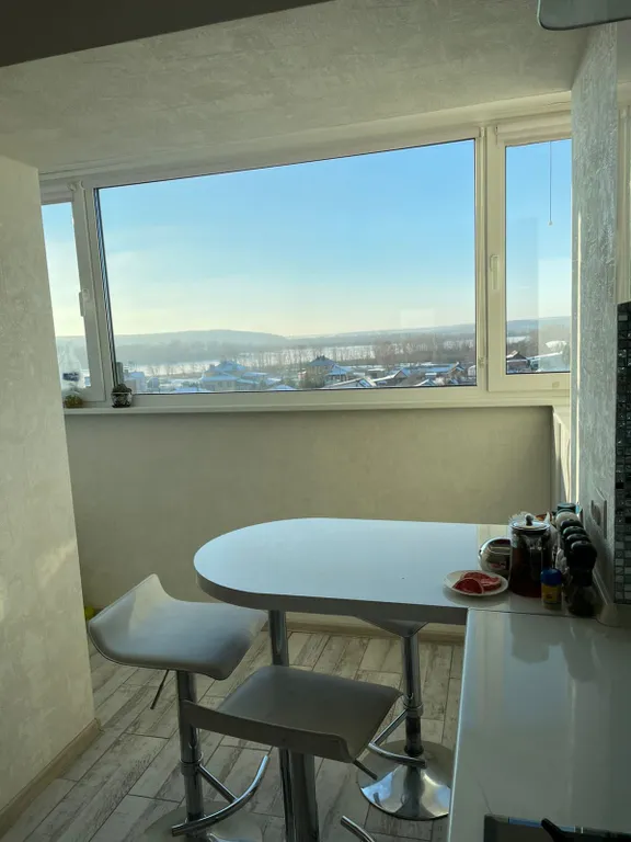 С видом на Волгу