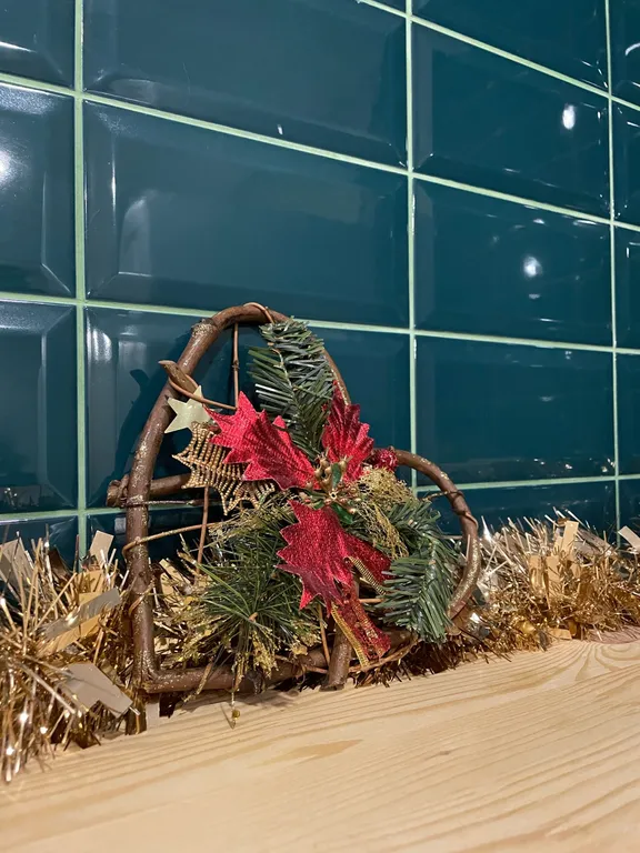 Дом на берегу реки