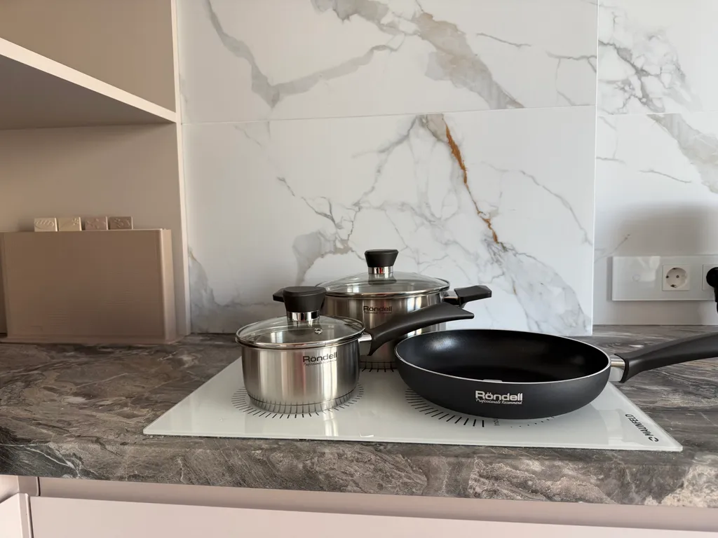 Комфортабельные апартаменты первая линия