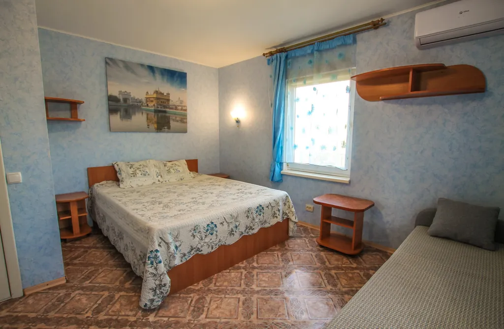 Квартира Комната — аренда посуточно в Николаевка