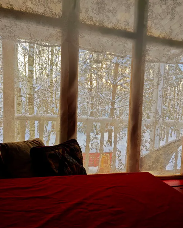 Вишнёвый домик в Махре