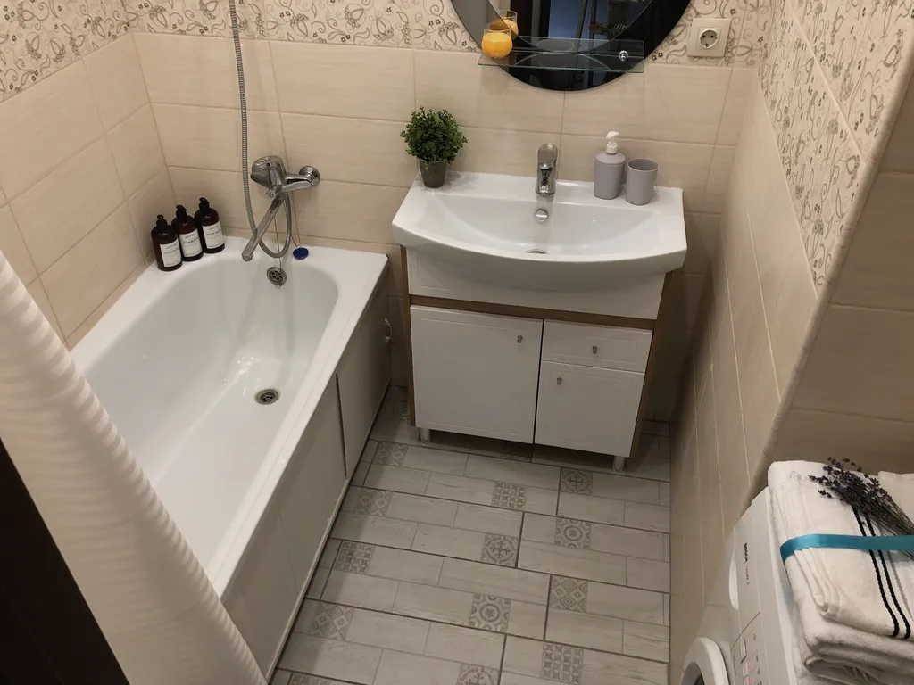 Полноценная двухкомнатная квартира с видом на платоновский парк