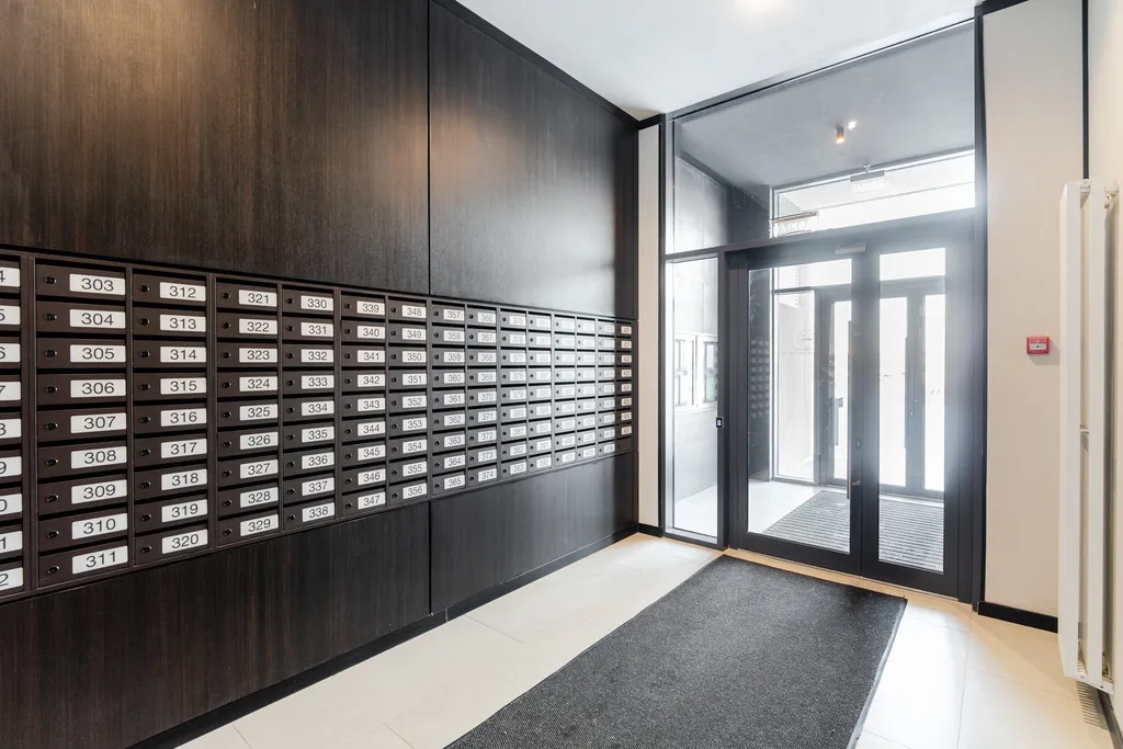 Дизайнерская 1-к квартира с проектором G-Drive Арена