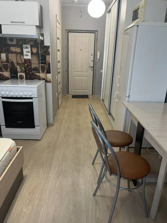 Тихая студия в новом доме с большой парковкой