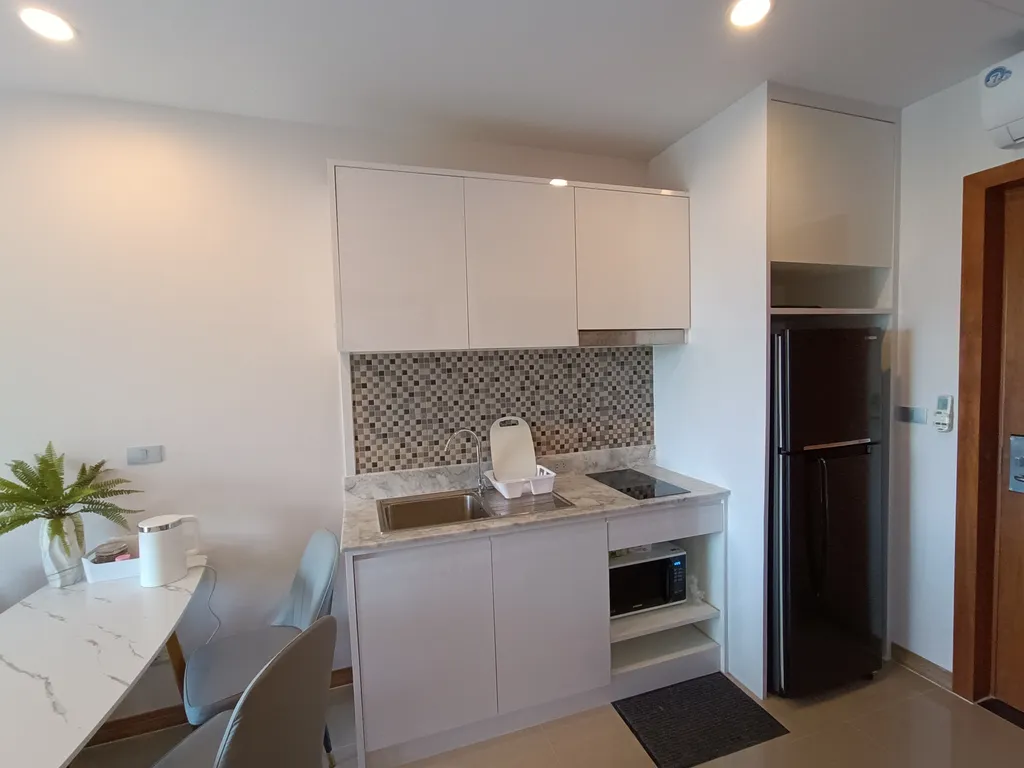 1-к видовая квартира с бассейном на крыше Karon