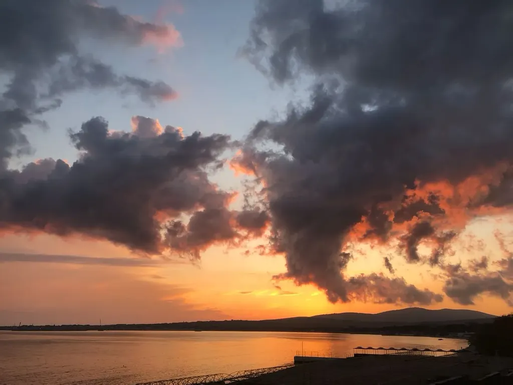 Квартира Квартира Панорамный вид на море, идеальна для романтиков и небольших семей — Геленджик