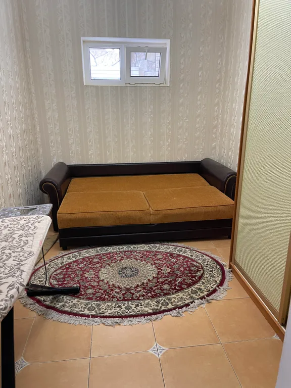 Часть дома с отдельным входом в 3 минутах от моря для большой компании