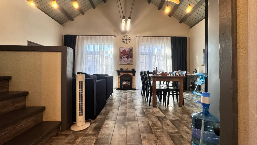 Коттедж Black&White у пристани в центре города