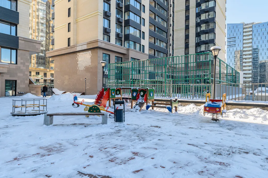 R house Mega Атакент