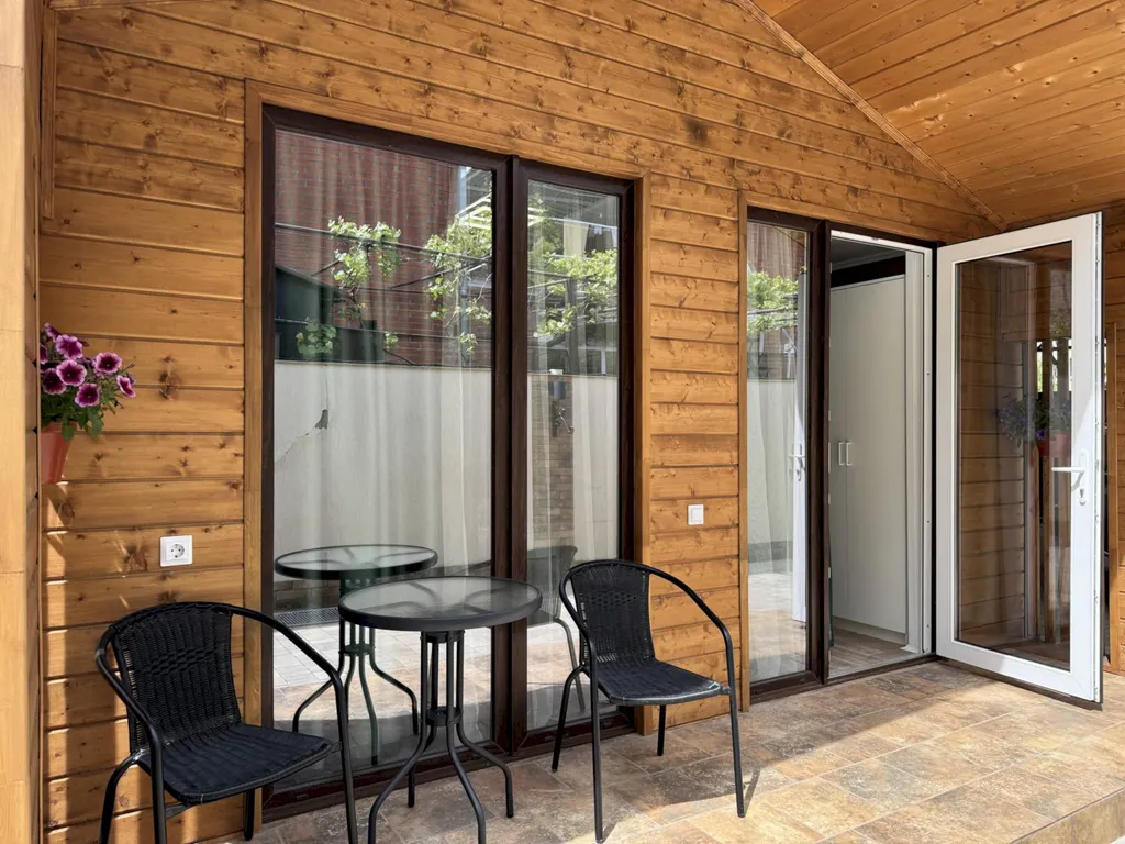 Коттедж Дом для отдыха семьёй с террасой - 7 минут до моря — Геленджик