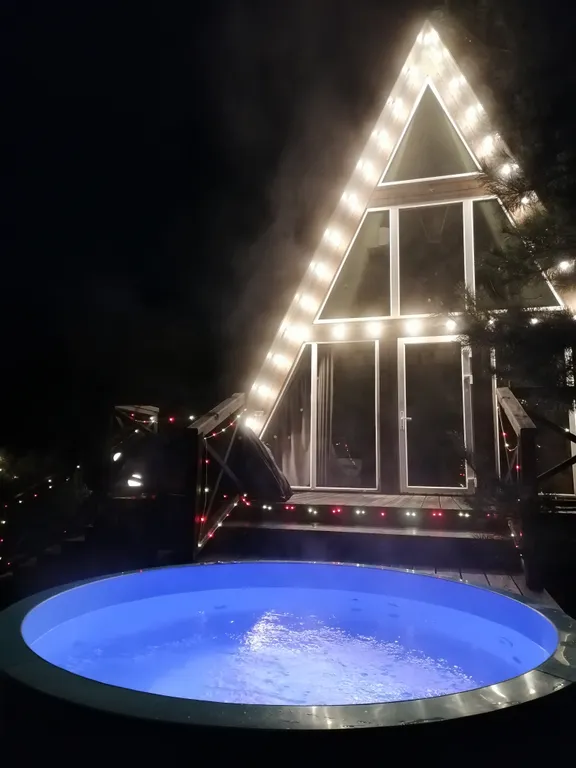 Романтический отдых в доме на границе с лесом