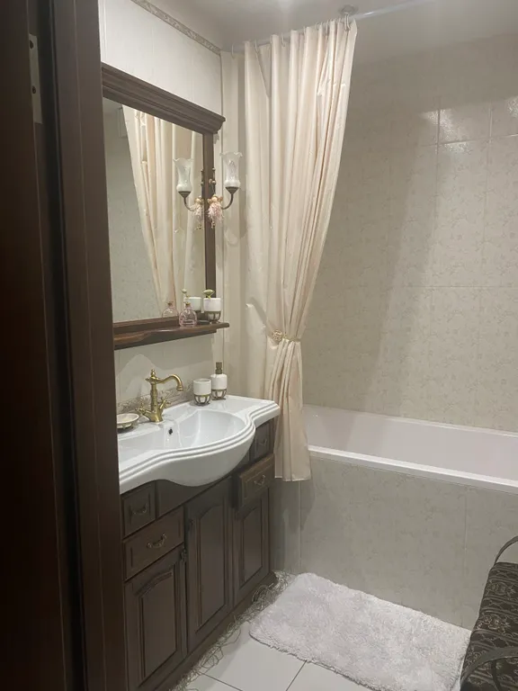 3-комнатная уютная квартира с биокамином и панорамными окнами