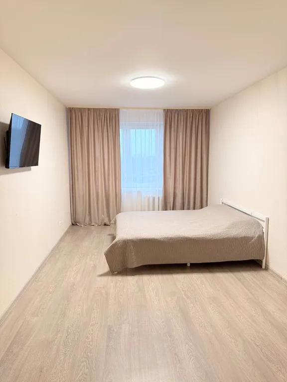 Большая квартира до 8 чел