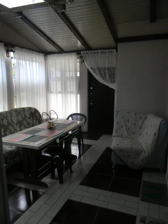 Коттедж Уютный домик с личной кухней — Сенной