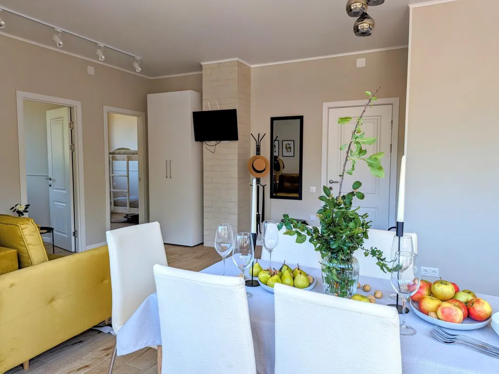 Роскошный евротрёхкомнатный апартамент с панорамным видом