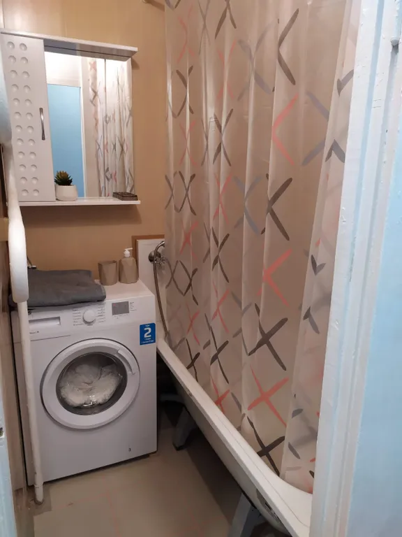 Квартира 2-комнатная Квартира — Кировск