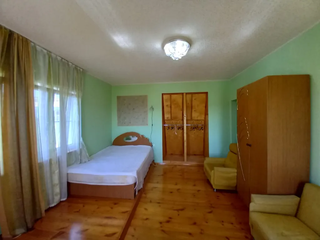 Уютный дом с прекрасным видом в тихом районе