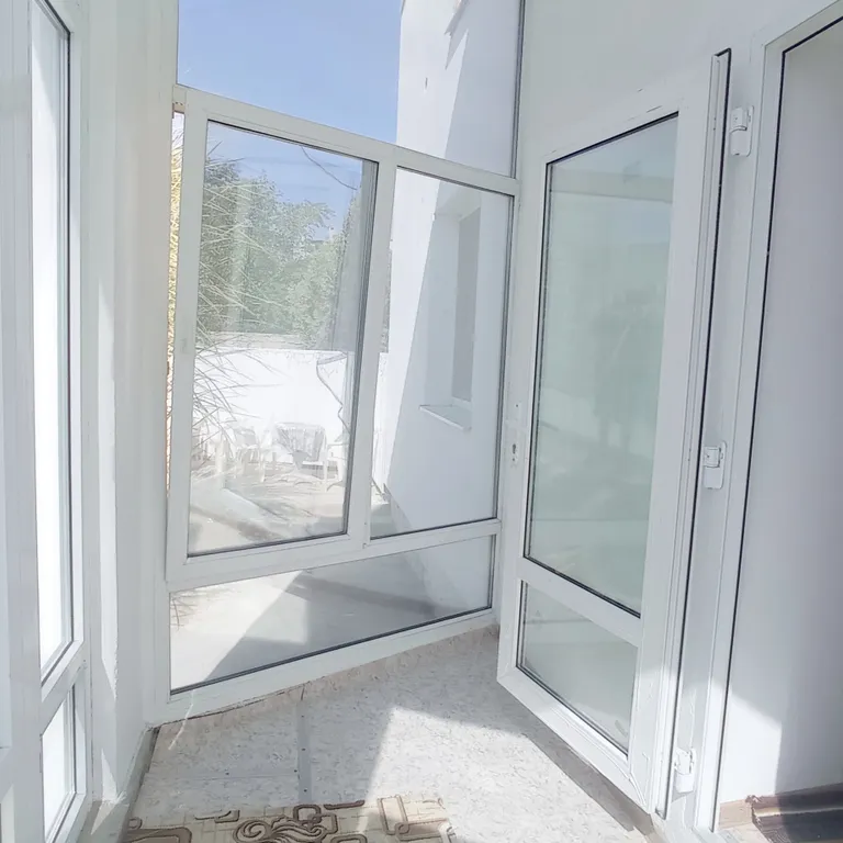 Коттедж с бассейном