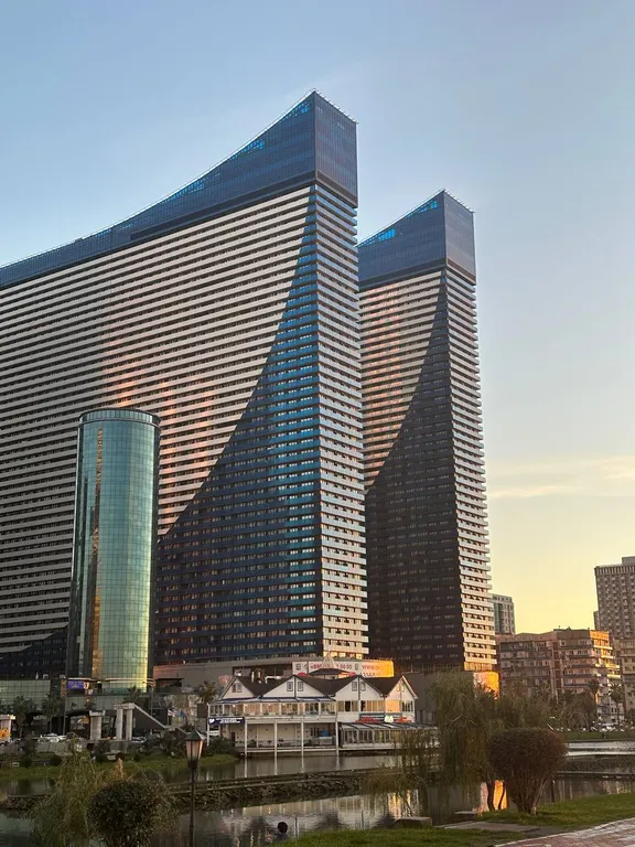 Апартаменты у моря в Апарт-Отеле Orbi City