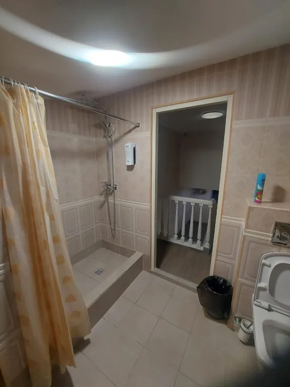 Белоснежная веранда и усадьба