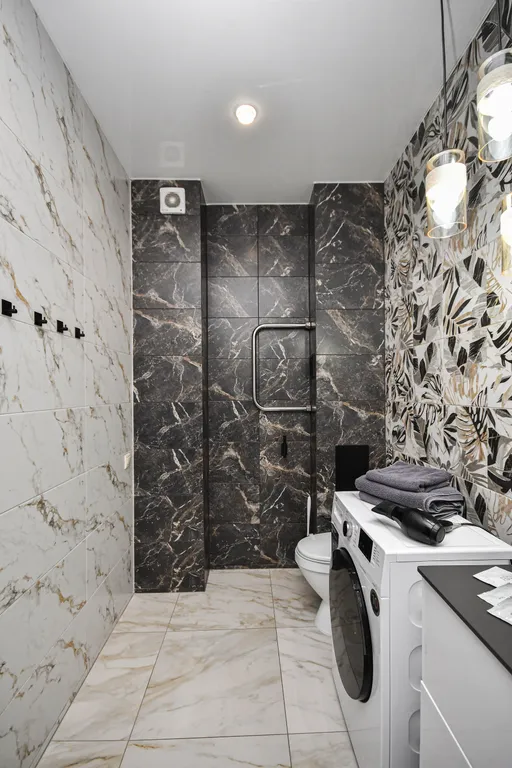 Комфортная современная квартира в центре Взлетки