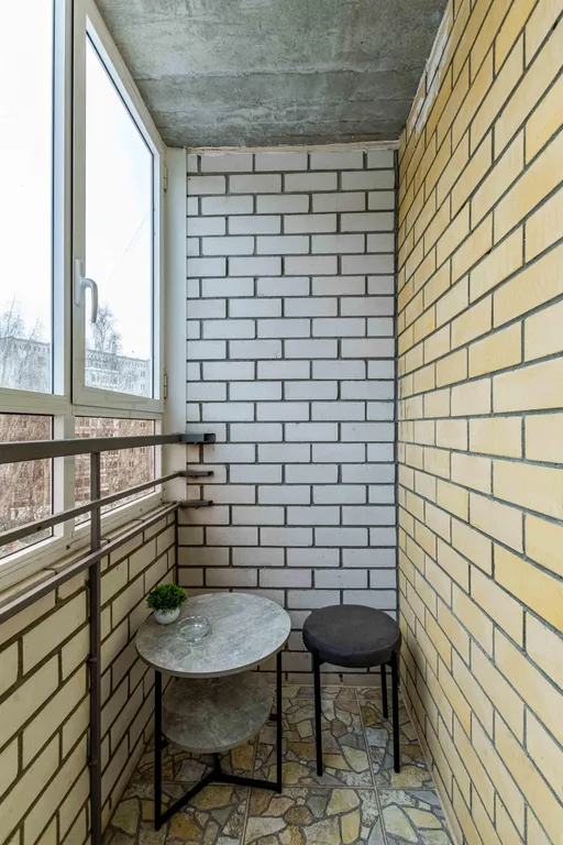 Квартира-студия с балконом