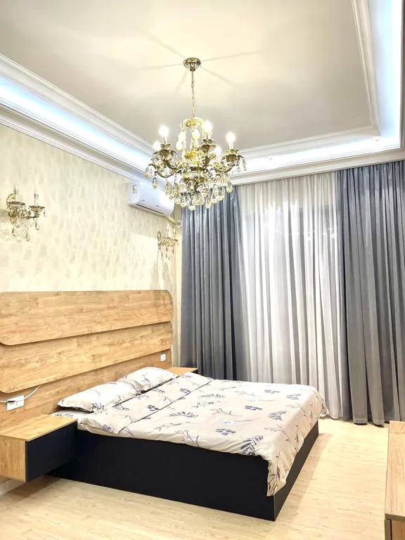 4-комнатная Квартира