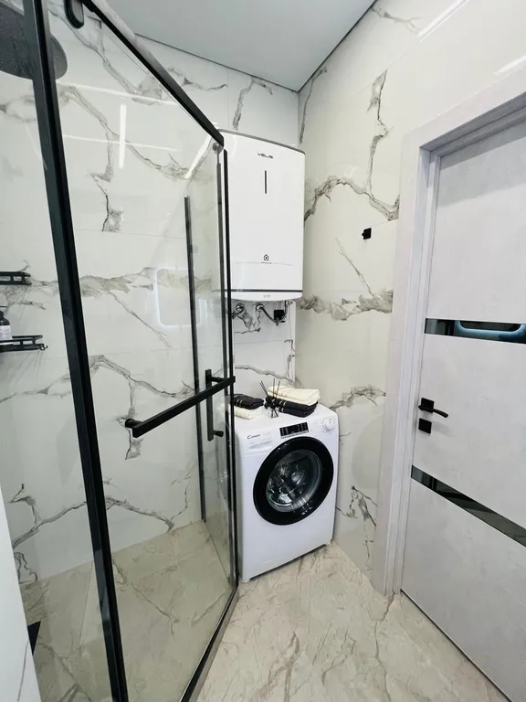 Студия трехместная с бассейном