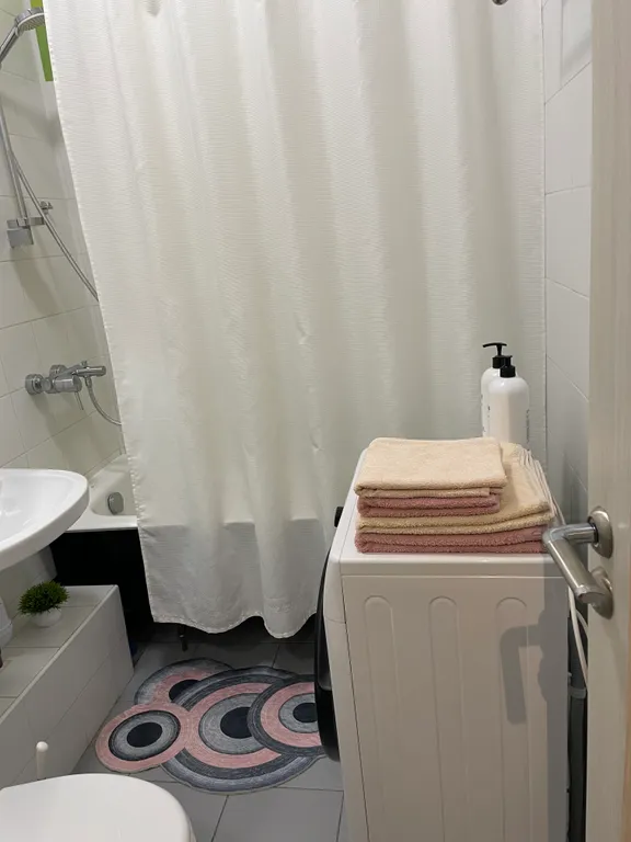 Дизайнерская студия с панорамным балконом в ЖК Две Столицы