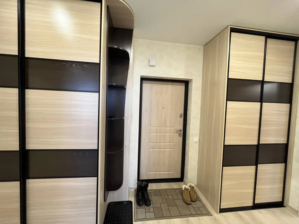 Трехкомнатная квартира-студия в центральном районе