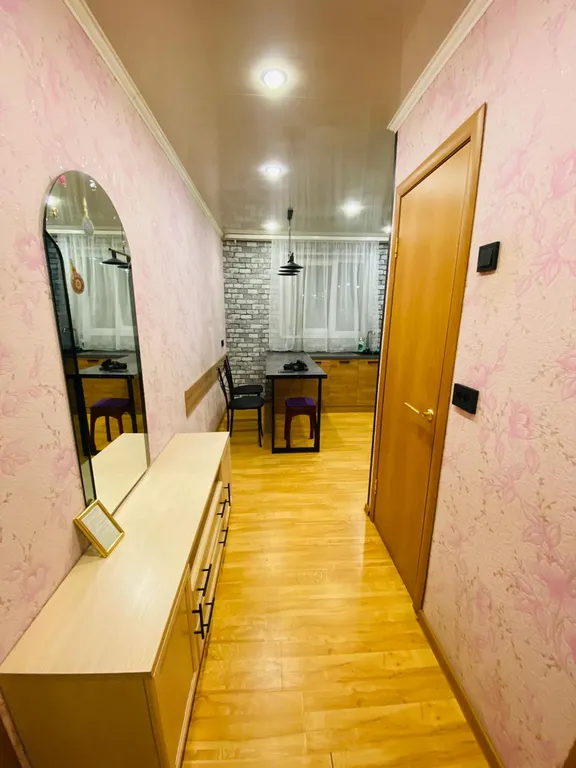 1-комнатная квартира с хорошим ремонтом в Октябрьском районе