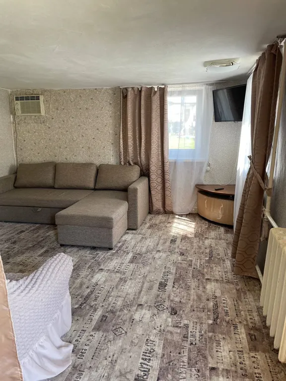 Уютный домик для отдыха компанией на берегу черного моря