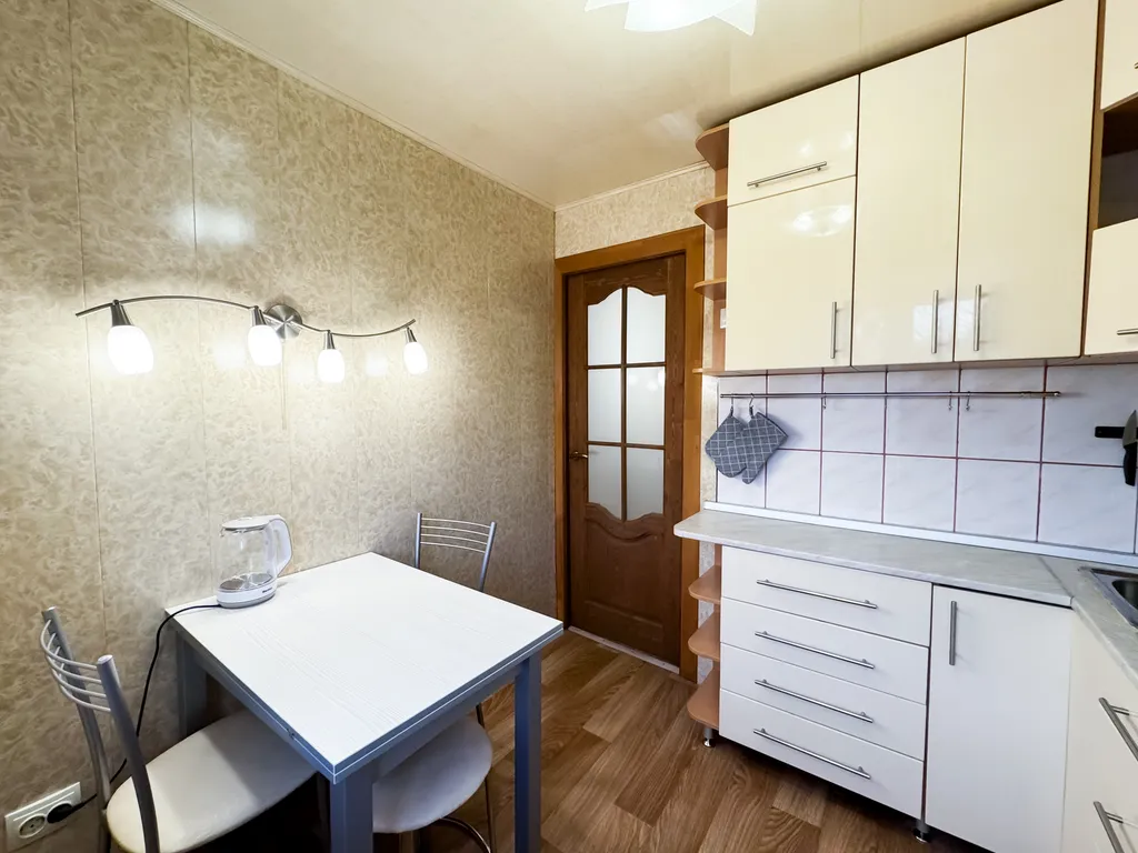 2‑комн. квартира в центре Мурманска на ул. Карла Маркса, 9