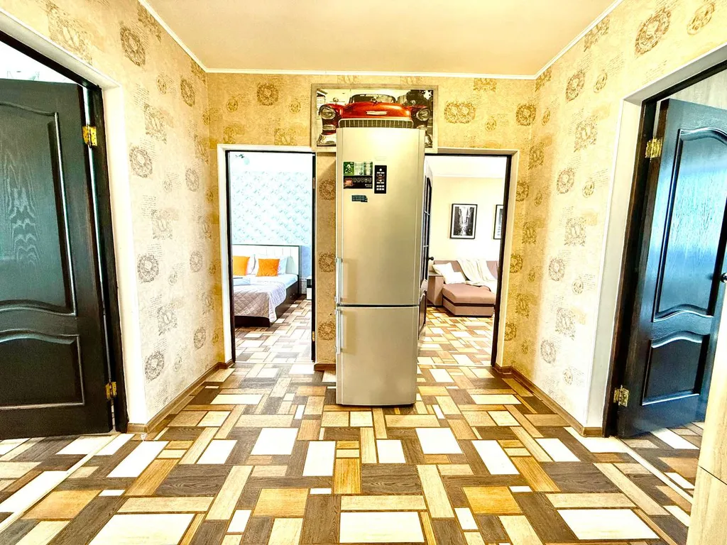 4-комнатная Квартира