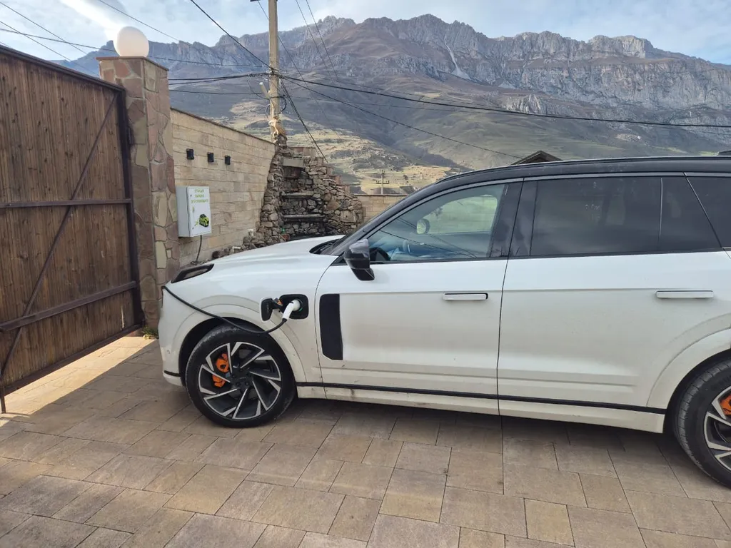 Дом в горах с бассейном