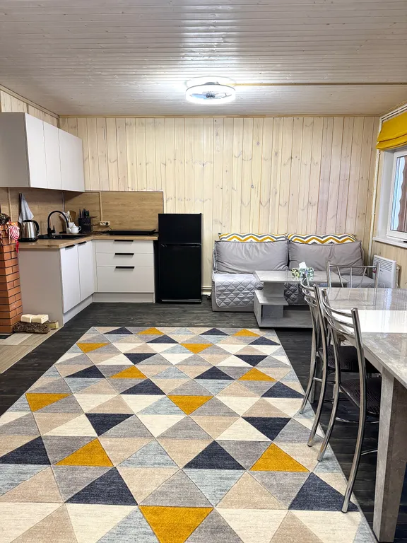 Дом с баней в доме с видом на лес и водохранилище