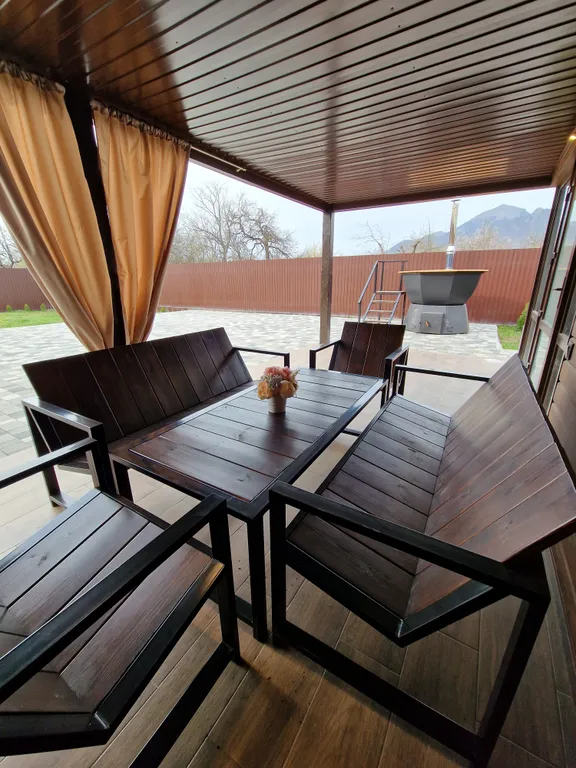 Дом с баней на дровах и банным чаном