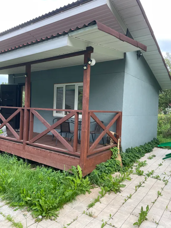 Коттедж Гостевой домик — Луга