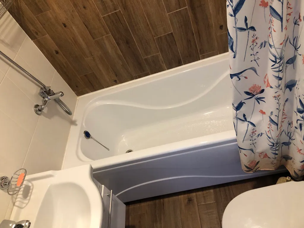 Уютная студия с террасой с видом на горы