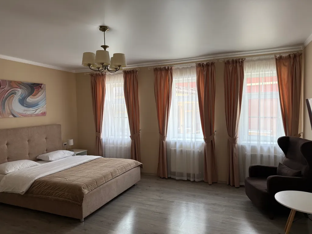 Квартира Улучшенный трёхместный номер — аренда посуточно в Суздаль