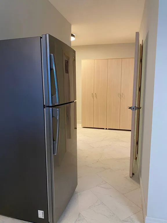 Современная квартира на Курашова