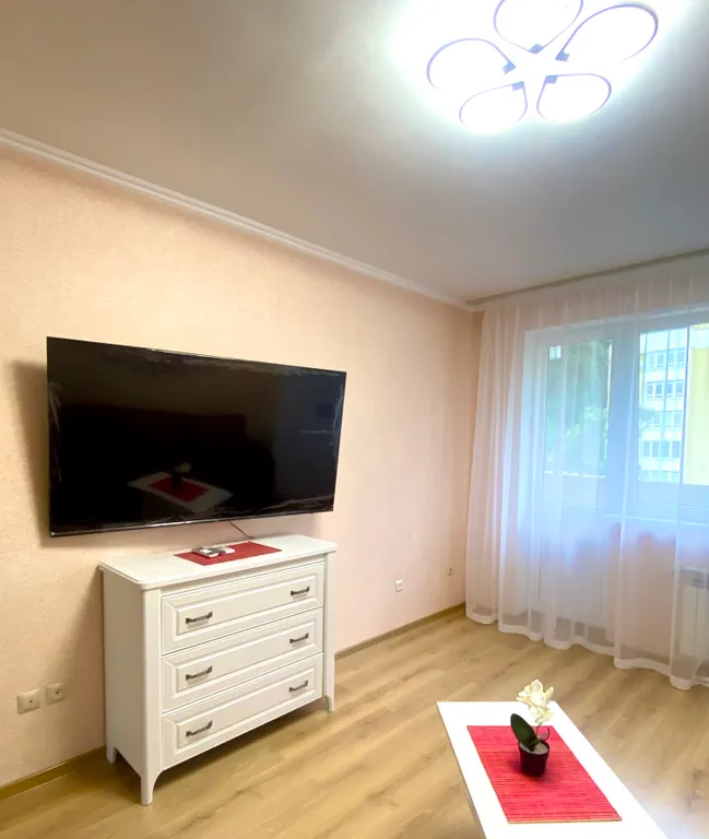 Шикарная квартира в 300 метрах до моря