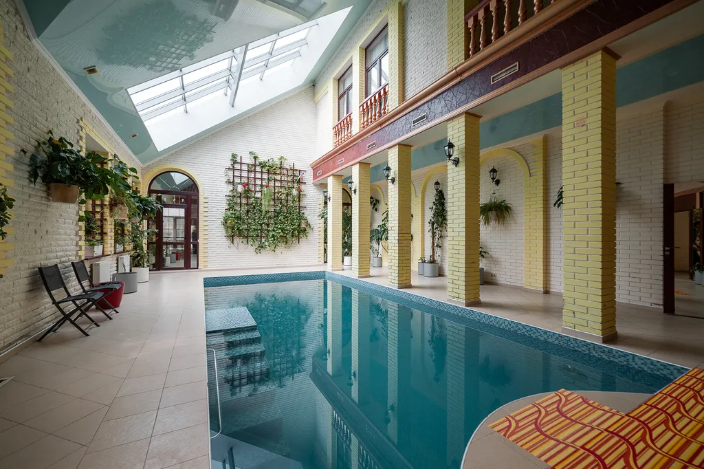 6-комнатный Дом