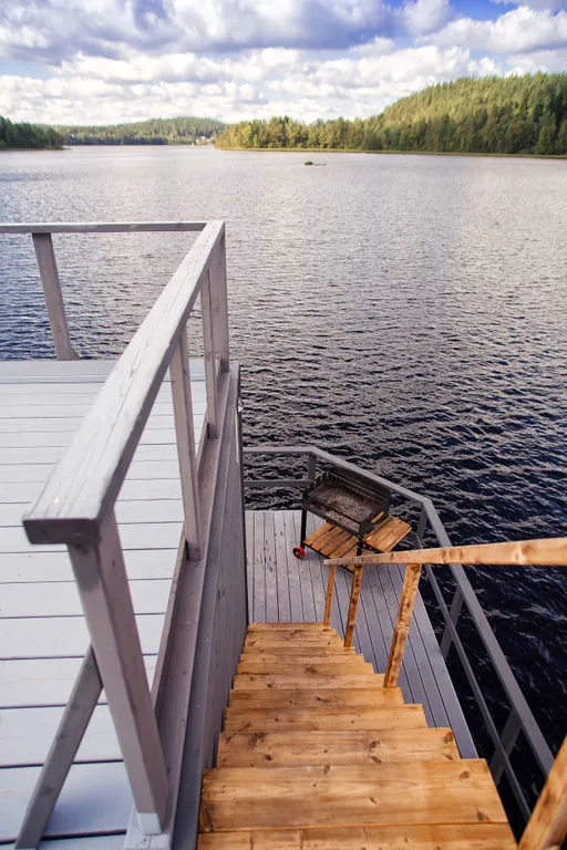 Уютный дом в уединенном месте в шхерах Ладоги